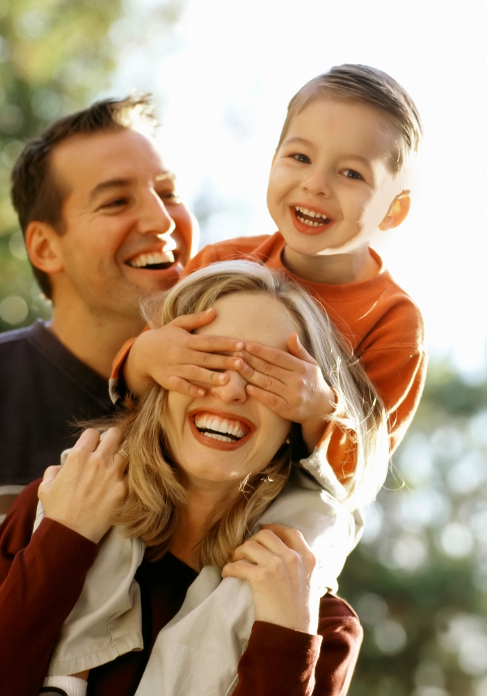 smiling happy family smiling happy family