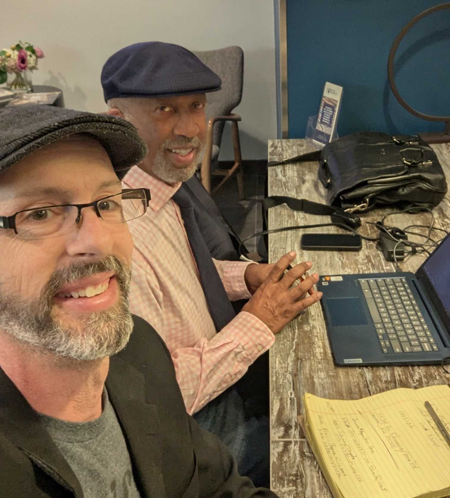 PXL_20250404_223503230.MP~2